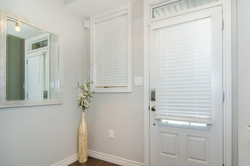 4 Bird Lane, Hamilton, L9G0G7 | Image 3