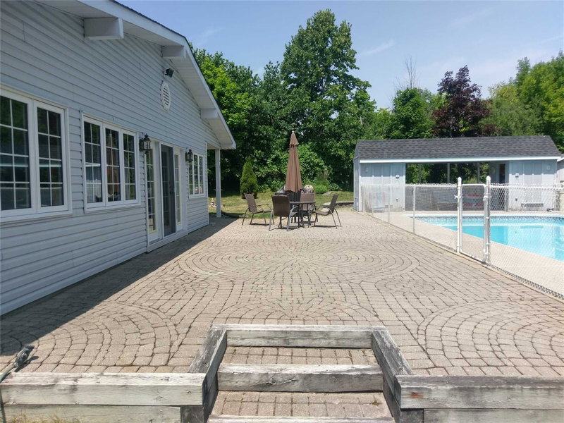 102 Albert St, Kawartha Lakes, K0M 1N0 | Image 2