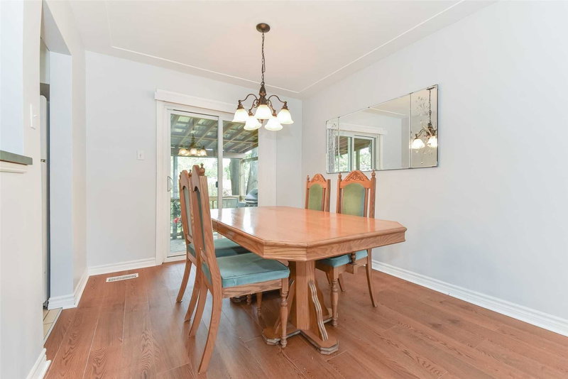 560 Glen Forrest Blvd, Waterloo, N2L4J2 | Image 3