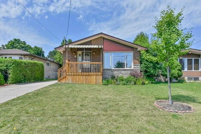 Detached House sold at 18 Greeningdon Drive, Hamilton, Ontario, L9A 3A7 - Greeningdon - MLS: X4551415
