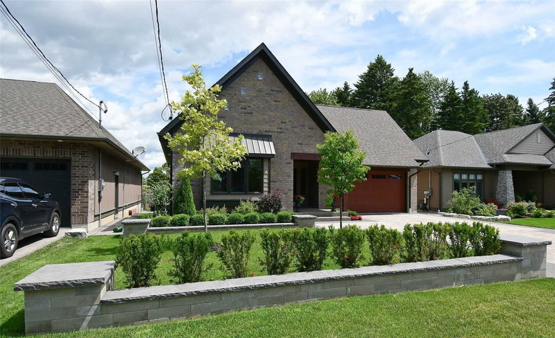 864 Burnham St, Cobourg, K9A 2X8 | Image 2