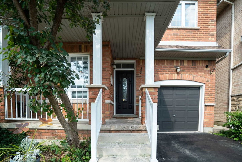 33 Panorama Way, Hamilton, L8E 6C6 | Image 2