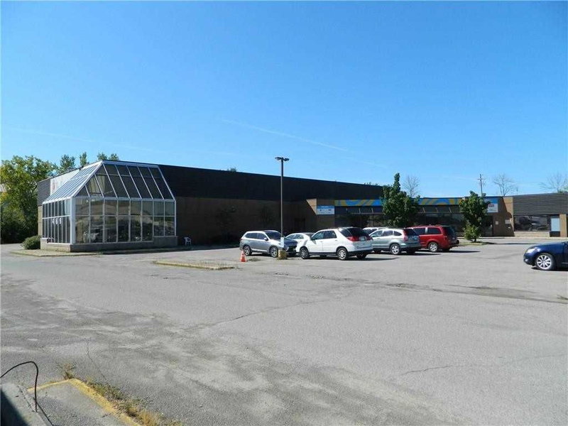 469 Central Ave, Fort Erie, L2A 3T8 | Image 2