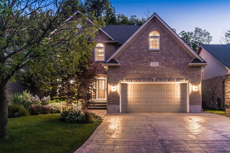 574 Sandbanks Cres, Waterloo, N2V 2K2 | Image 2