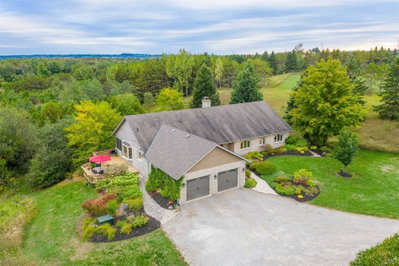 Detached House sold at 286364 10th Sideroad, Mono, Ontario, L9W 6P7 - Rural Mono - MLS: X4591015