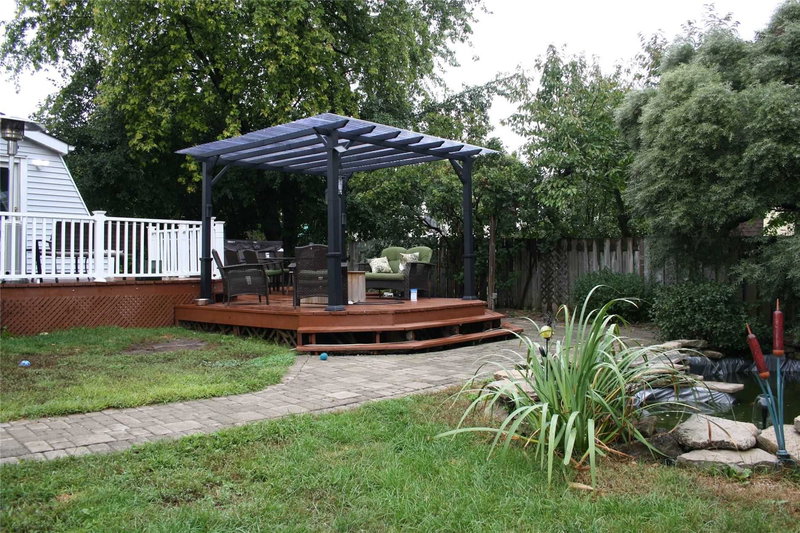 35 Glendan Crt, Cambridge, N1R 7N4 | Image 3