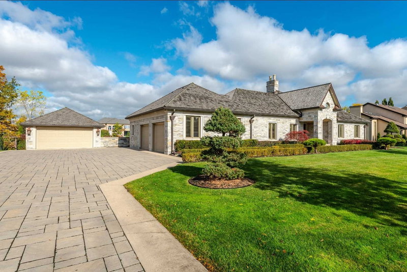 3551 Cardinal Dr, Niagara Falls, L2H 2Y1 | Image 2