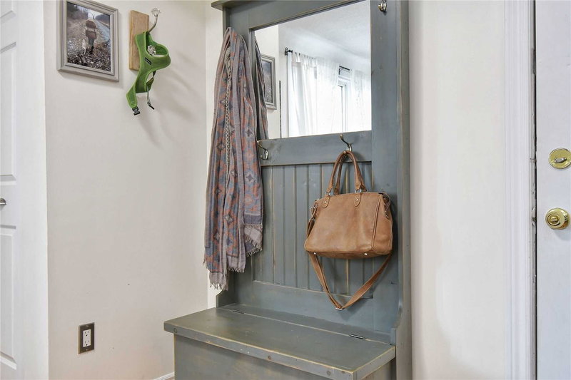 15 - 2 Vineland Ave, Hamilton, L8M 1R4 | Image 3