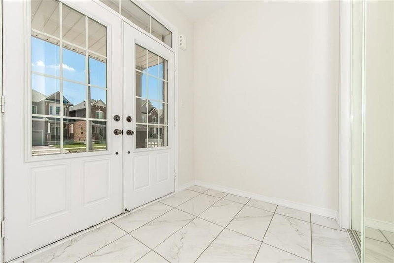 7777 Hackberry Tr, Niagara Falls, L2H 3R5 | Image 2