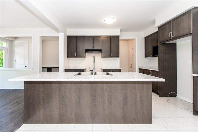 7777 Hackberry Tr, Niagara Falls, L2H 3R5 | Image 3