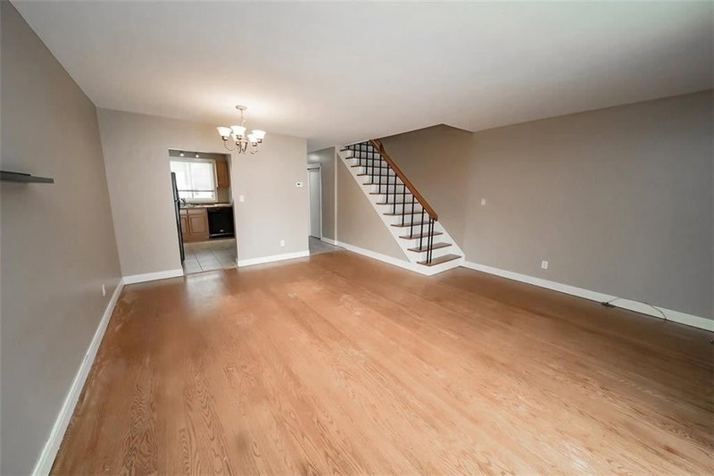 51 - 6476 Huggins St, Niagara Falls, L2J 1G9 | Image 2