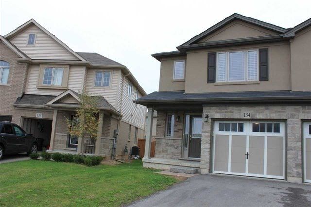 134 Westbank Tr, Hamilton, L8J0H3 | Image 2