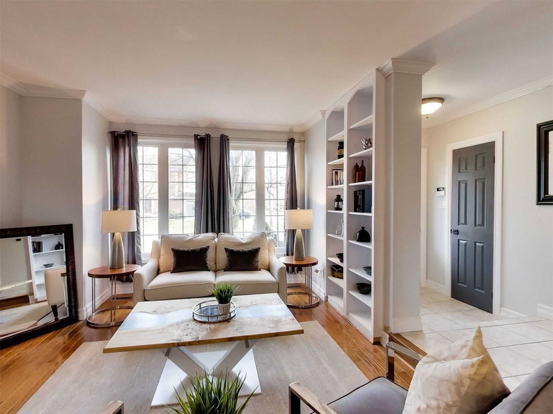 65 Sunvale Pl, Hamilton, L8E 4Z6 | Image 2