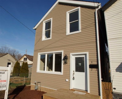 Detached House sold at 195 Wood Street, Hamilton, Ontario, L8L 3Z2 - North End - MLS: X4673940