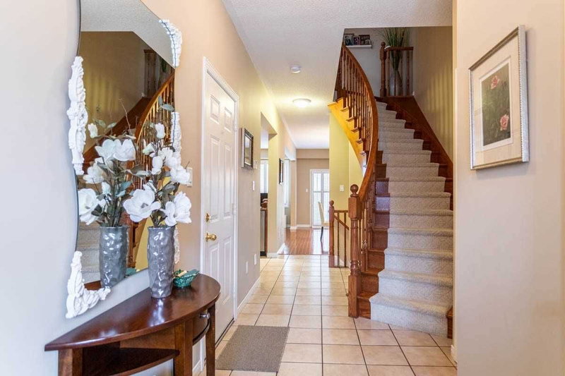 44 - 81 Valridge Dr, Hamilton, L9G5B6 | Image 2