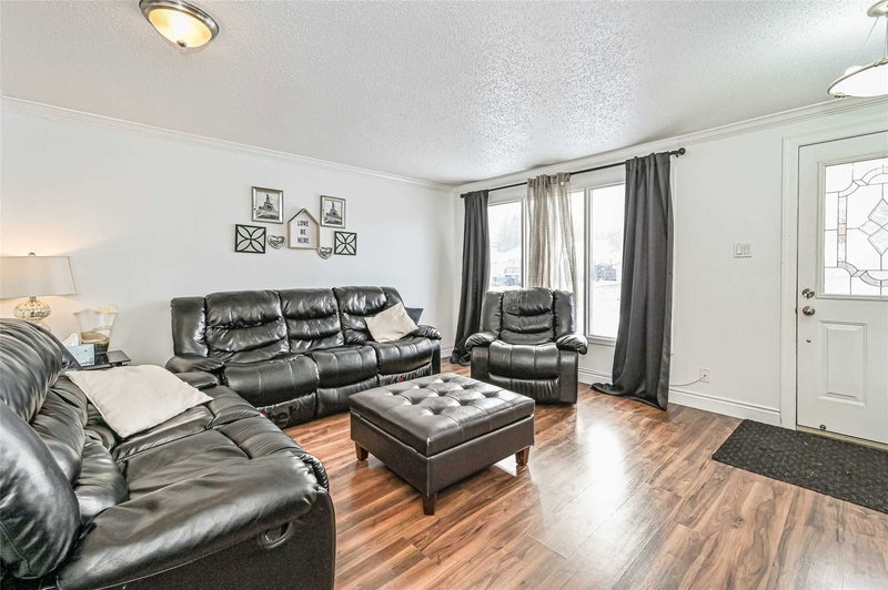 471 Strasburg Rd, Kitchener, N2E 1P1 | Image 2