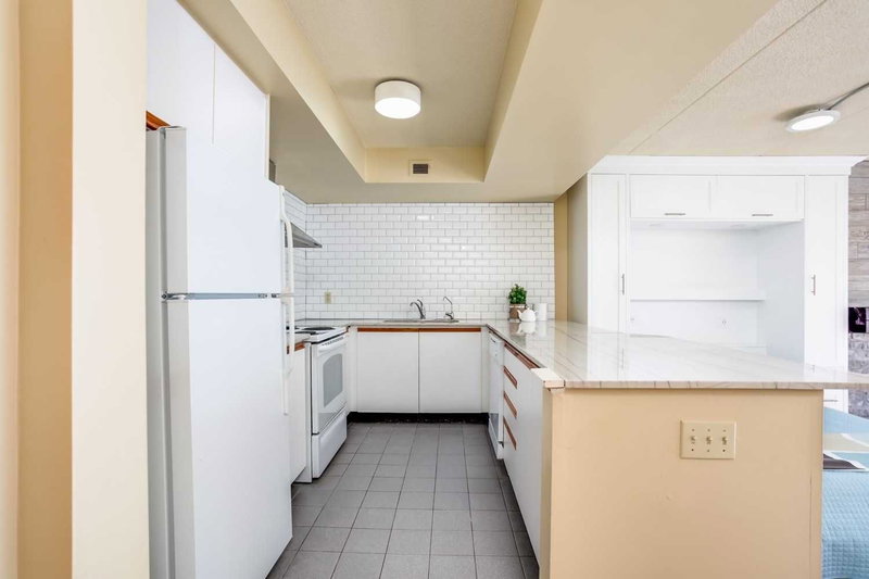 112 - 107 Ann Heggtveit Dr, Blue Mountains, L9Y 0P7 | Image 3