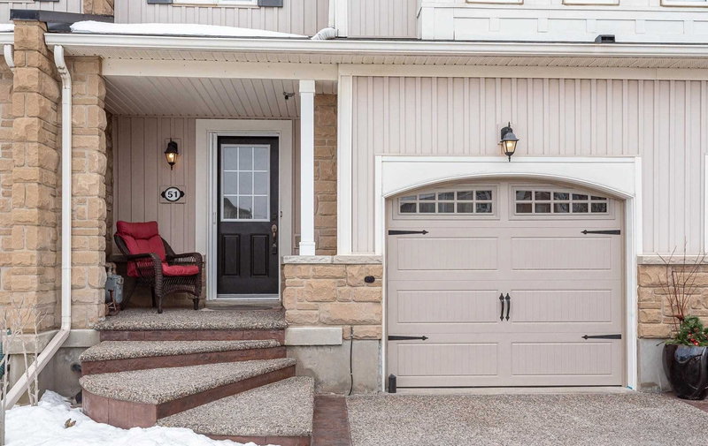 51 Bradley Ave, Hamilton, L0R1C0 | Image 3