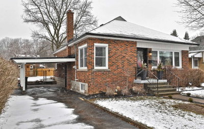 Detached House leased at 31 Cameron Avenue, Hamilton, Ontario, L9H 1P6 - Dundas - MLS: X4704725