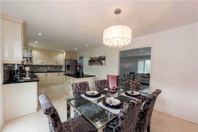 16 Old Carriage Rd, East Garafraxa, L9W 5A3 | Image 3