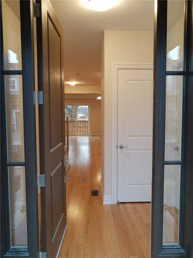 44 Windsor Circ, Niagara-on-the-Lake, L0S 1J0 | Image 2