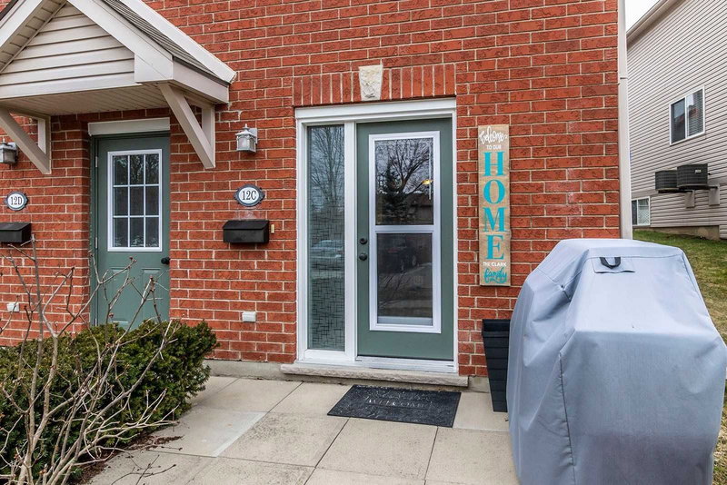 12C - 139 Brighton St, Waterloo, N2J 4Z5 | Image 3