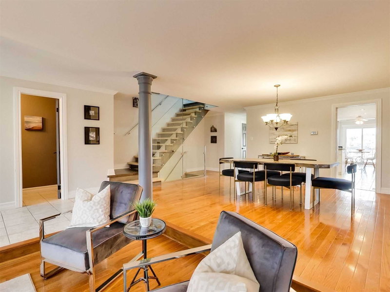 65 Sunvale Pl, Hamilton, L8E 4Z6 | Image 2