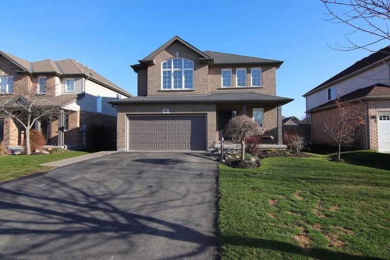99 Loretta Dr, Niagara-on-the-Lake, L0S 1J0 | Image 2