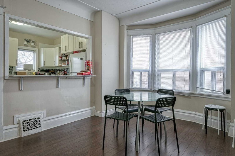 746 King St W, Hamilton, L8S 1J8 | Image 2