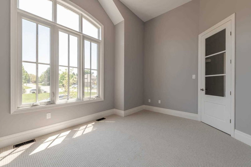 47 Legacy Lane, Hamilton, L9G0G2 | Image 3