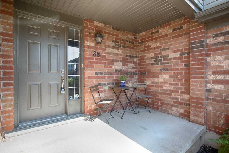 88 Wilton Rd, Guelph, N1E 7L7 | Image 3