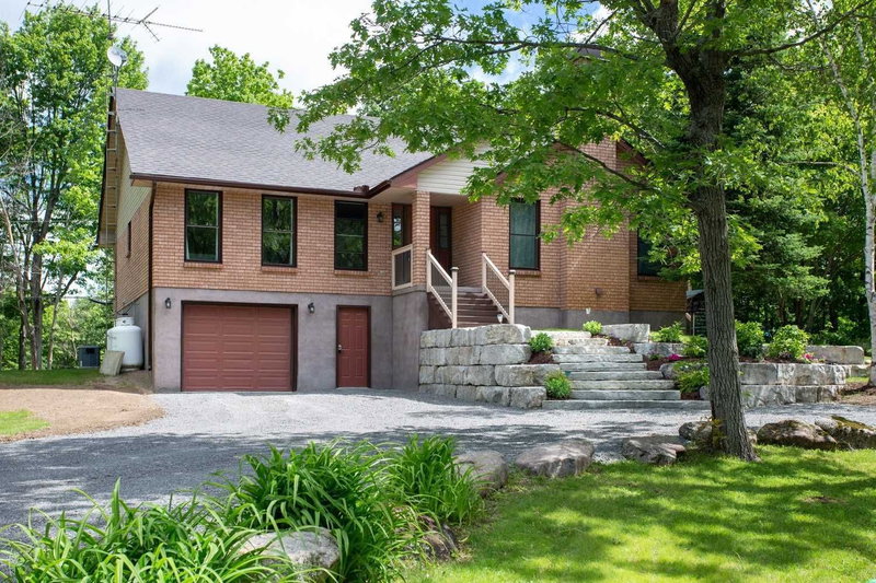 2331 Lakeside Rd, Douro-Dummer, K0L 2H0 | Image 3