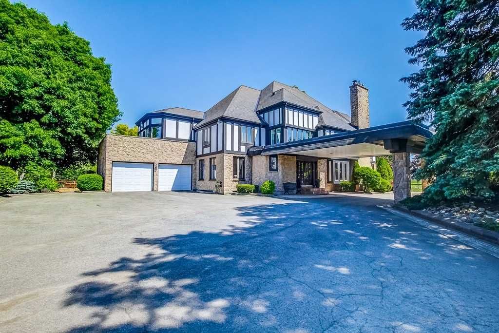 Detached House sold at 10410 Townsend Line, North Middlesex, N0M 2B0 - MLS: X4800992