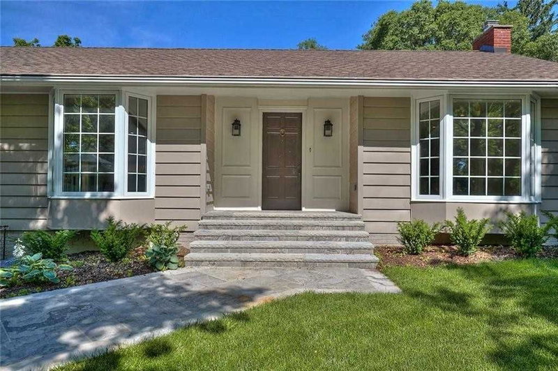 121 Regent St, Niagara-on-the-Lake, L0S 1J0 | Image 3