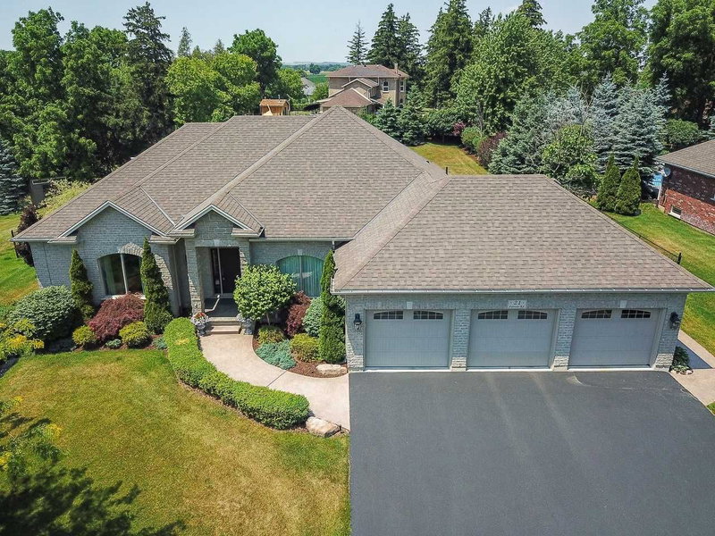 21 Farrow Rd, Brantford, N3T5L7 | Image 2