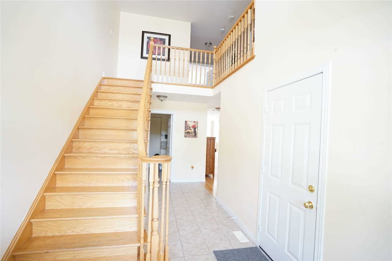 744 Brandenburg Blvd, Waterloo, N2T2W9 | Image 3