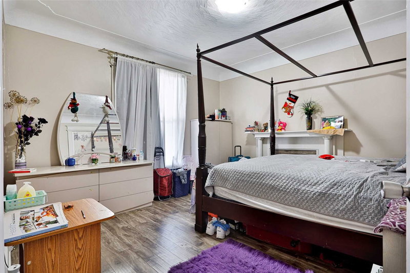 20 Sherman Ave S, Hamilton, L8M2P4 | Image 2