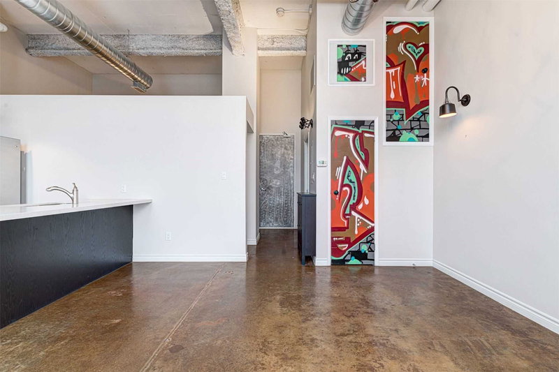 202 - 11 Rebecca St, Hamilton, L8R 3H7 | Image 2