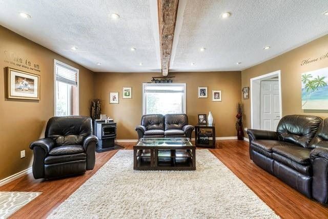 34 Crozier St, East Luther Grand Valley, L0N1G0 | Image 2