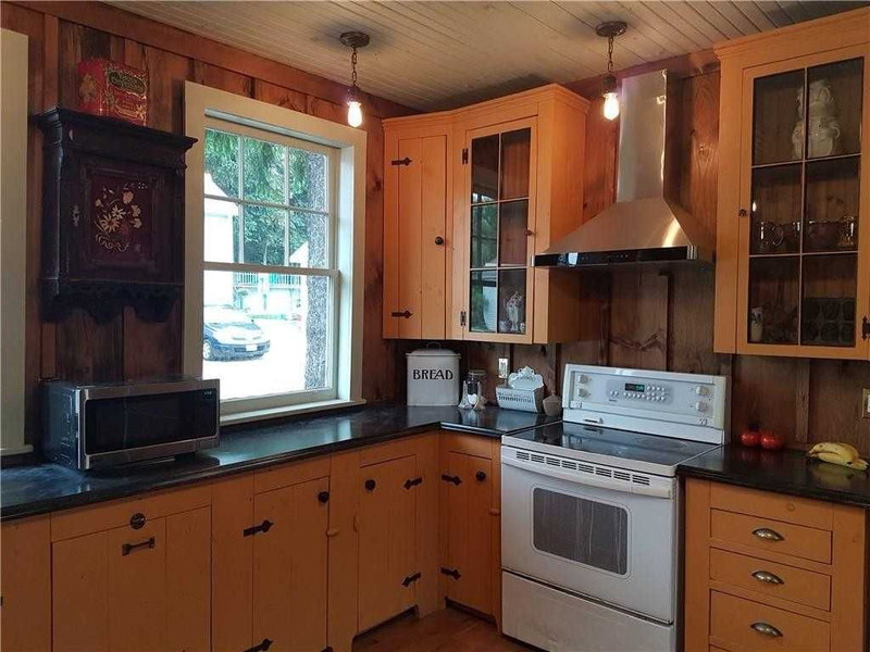 52 Brock Rd S, Puslinch, N0B 2J0 | Image 2