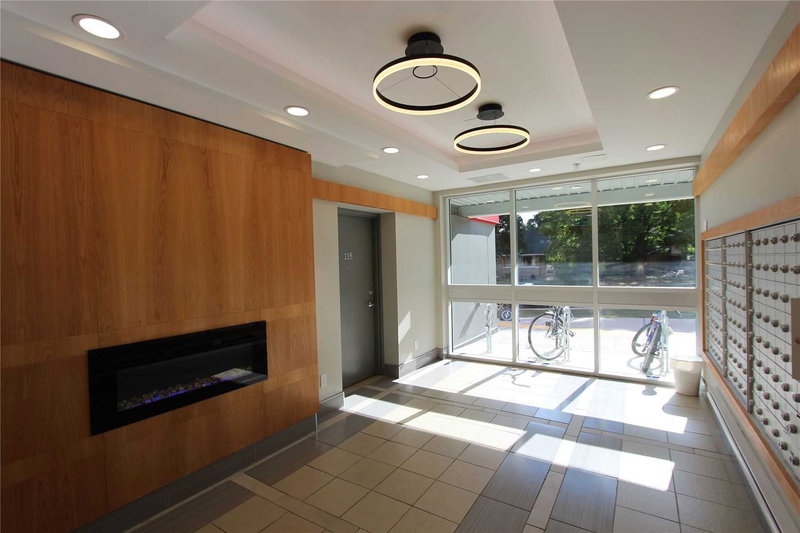 1515 - 258A Sunview St, Waterloo, N2L 3V9 | Image 2