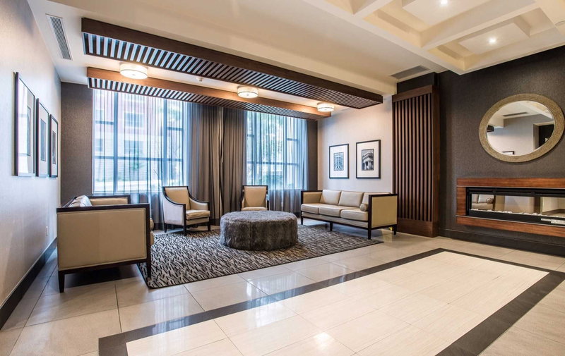 909 - 150 Main St W, Hamilton, L8P1H8 | Image 3