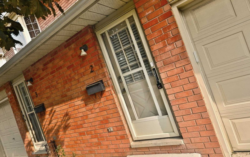 2 - 280 Limeridge Rd E, Hamilton, L9A 2S7 | Image 3