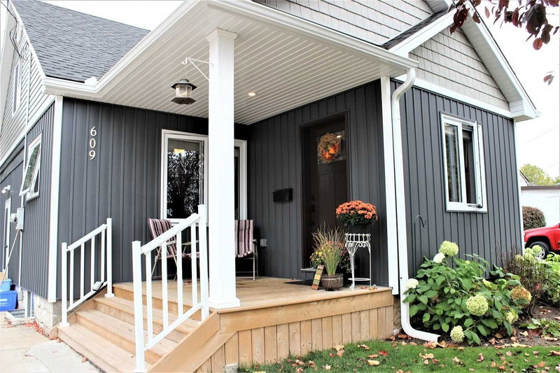 609 Woodside St, Centre Wellington, N1M 2M4 | Image 3