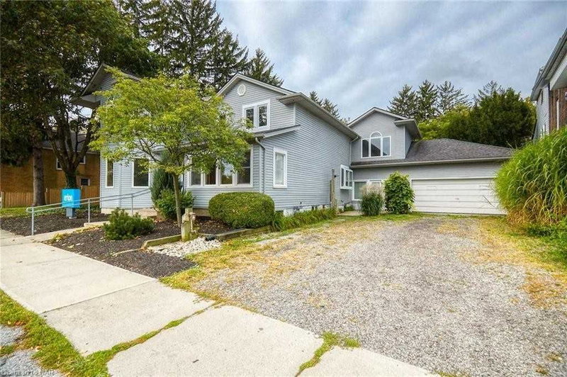 177 Niagara Blvd, Fort Erie, L2A 3G7 | Image 3