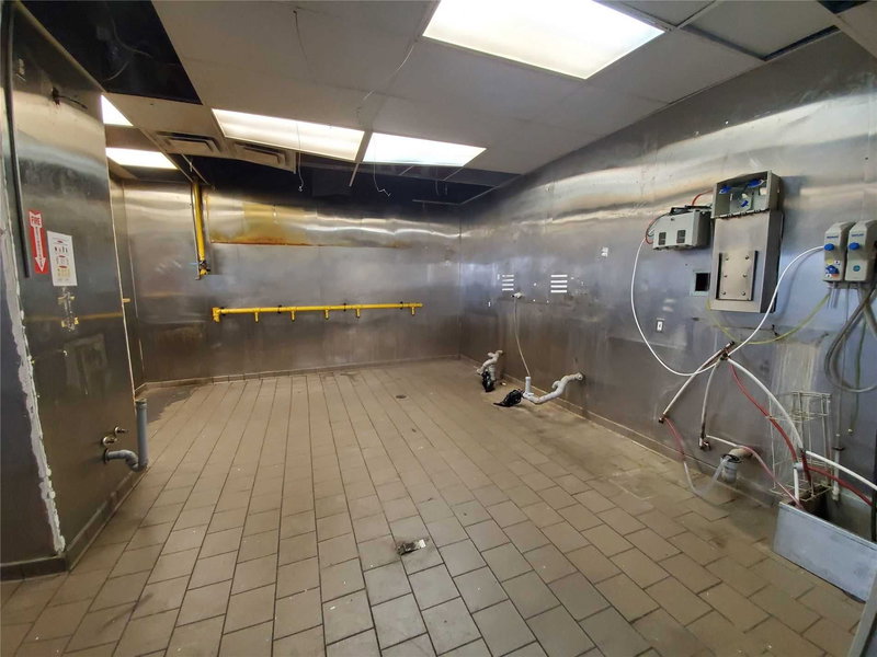 16 - 305 North Front St, Belleville, K8P 3B8 | Image 3