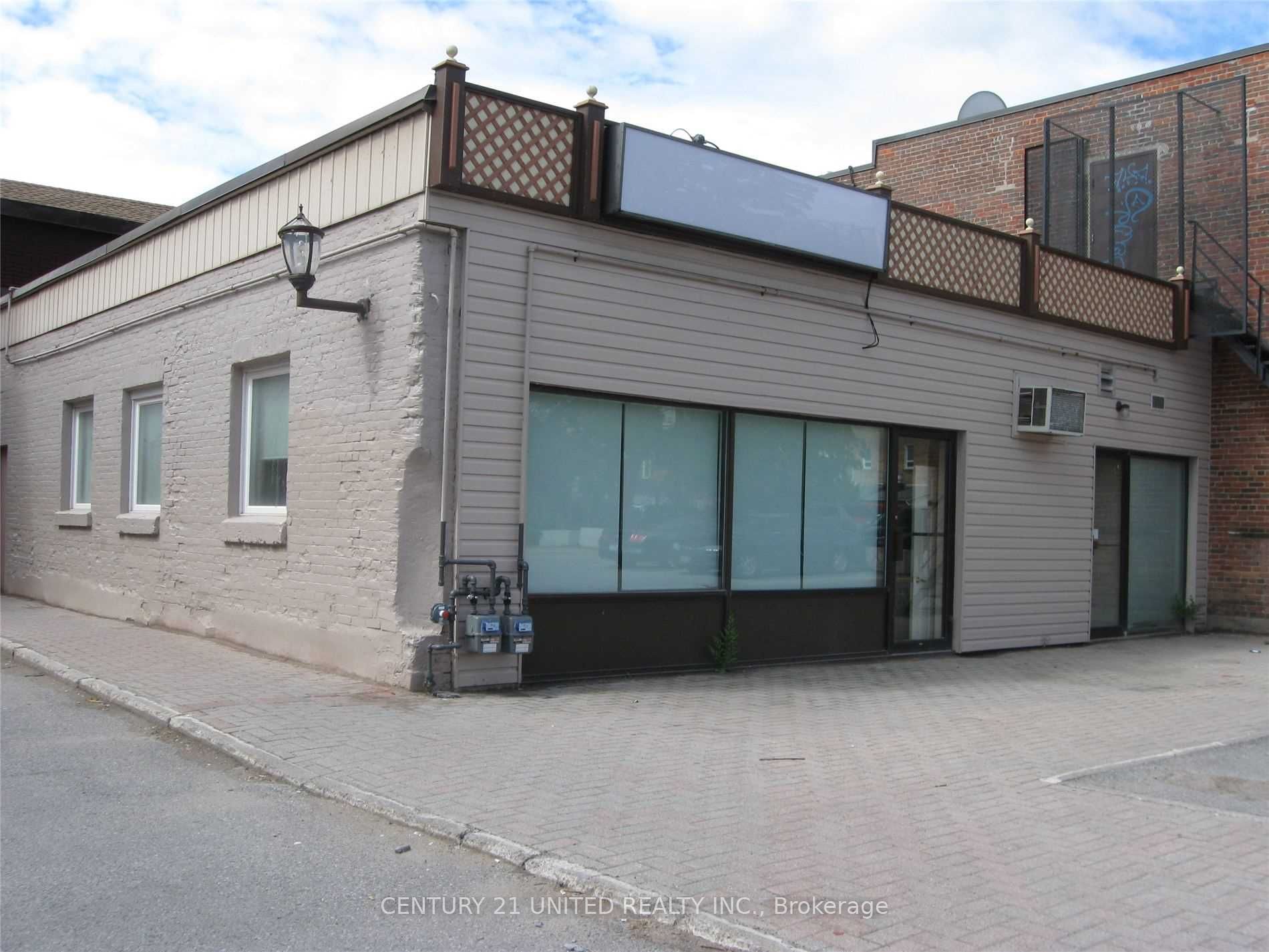 200 Charlotte Street, Unit Upper