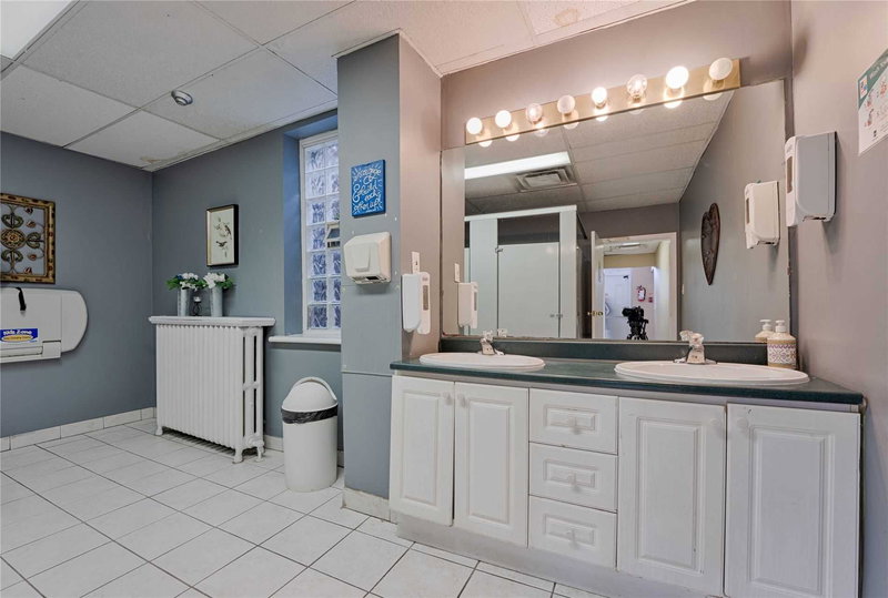 16 West Ave S, Hamilton, L8N2S1 | Image 3