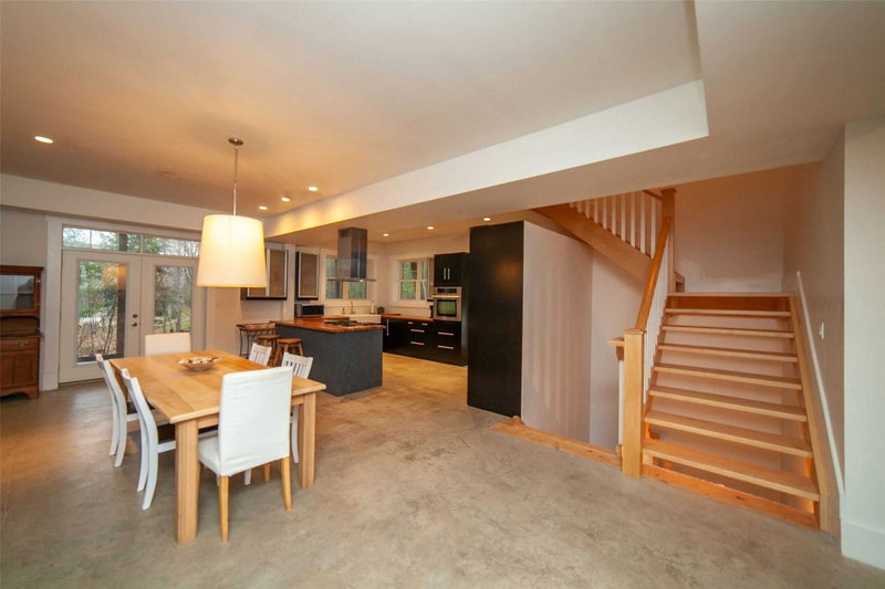 545 Eckford Ave, Saugeen Shores, N0H2L0 | Image 3