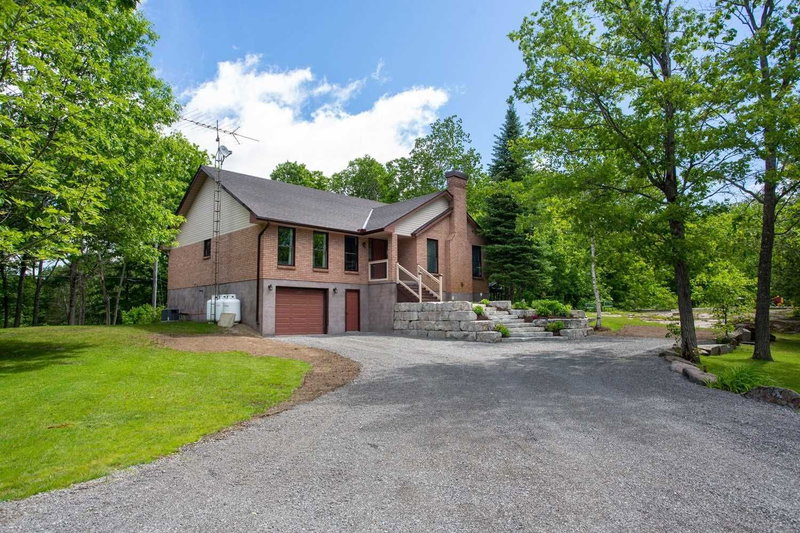 2331 Lakeside Rd, Douro-Dummer, K0L 2H0 | Image 2